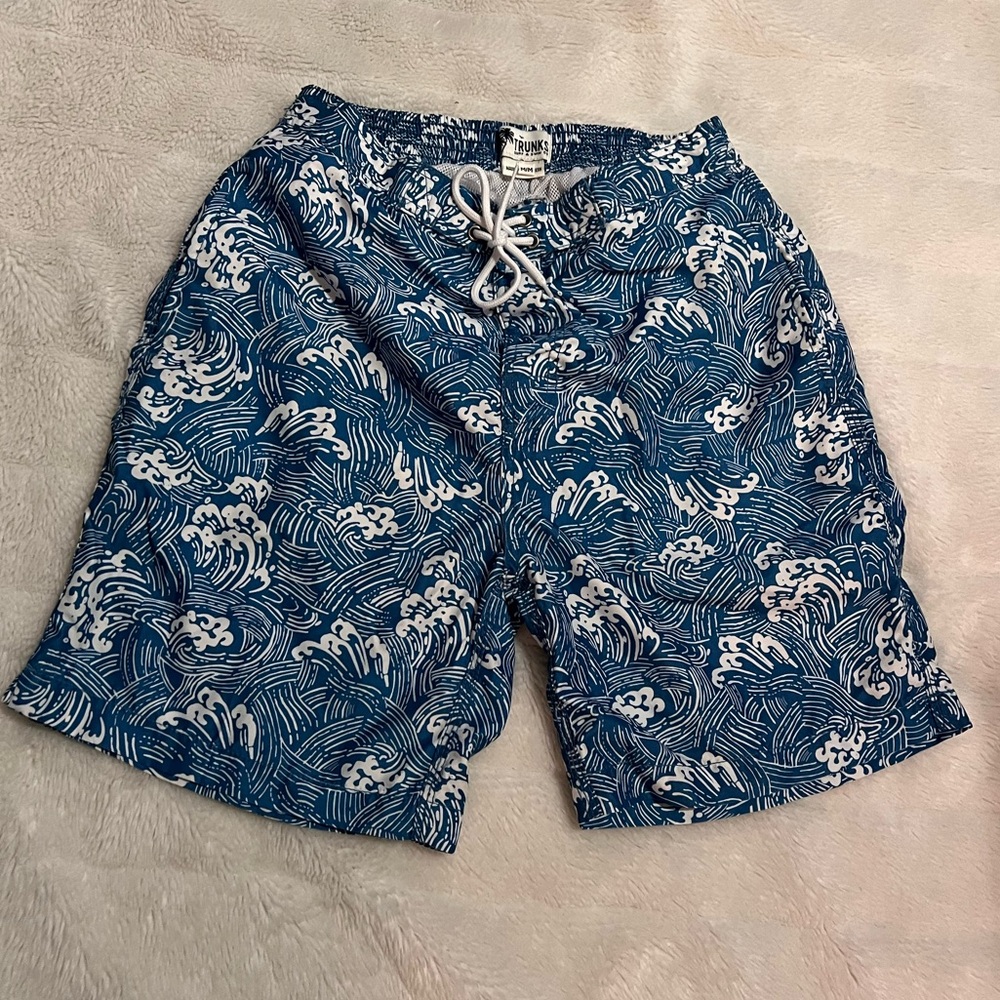 - Trunks Surf & Swim Shorts men’s medium